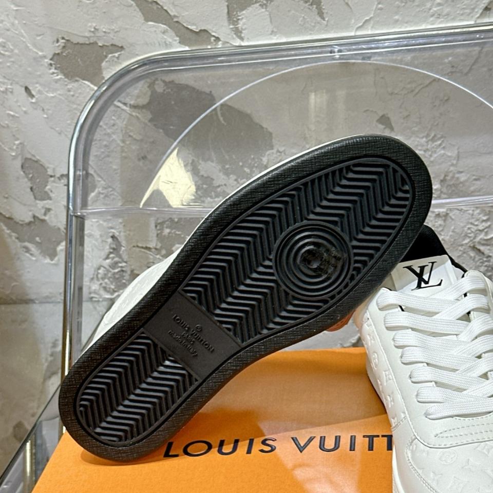 Louis Vuitton 1ADGNT
Rivoli Sneaker (n1)-duoc-ban-tai-Hvip Shoes and Clothes