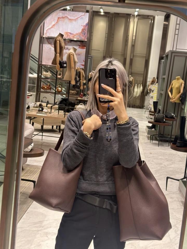 The Row Medium N/S Park Tote Bag in Leather Dark brown 30X28X15.5cm-duoc-ban-tai-Hvip Bags and Accessories