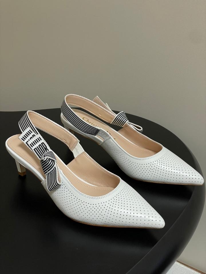 Dior Dior Toujours Slingback Pump
White Perforated Supple Lambskin KCV370CEL_S10W 50mm (2)-duoc-ban-tai-Hvip Shoes and Clothes