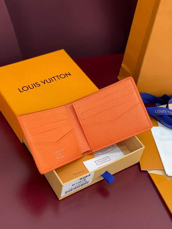 Louis Vuitton M14879
New
Slender Wallet Rouge Brique
11x8.5x2cm-duoc-ban-tai-Hvip Bags and Accessories