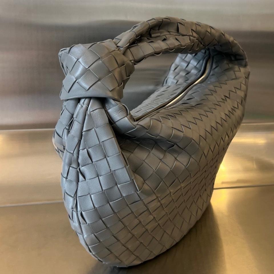 Bottega Veneta Jodie grey 60026148x40x16cm.-duoc-ban-tai-Hvip Bags and Accessories