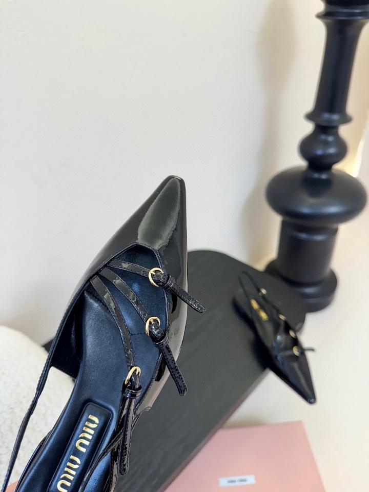 Miu Miu Leather slingback ballerinas with buckles black 5F476E (1)-duoc-ban-tai-Hvip Shoes and Clothes
