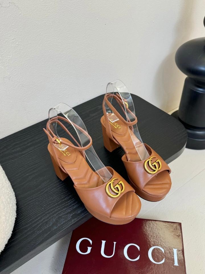 Gucci Women's platform sandal with Double G 80mm brown leather 832450 (1)-duoc-ban-tai-Hvip Shoes and Clothes
