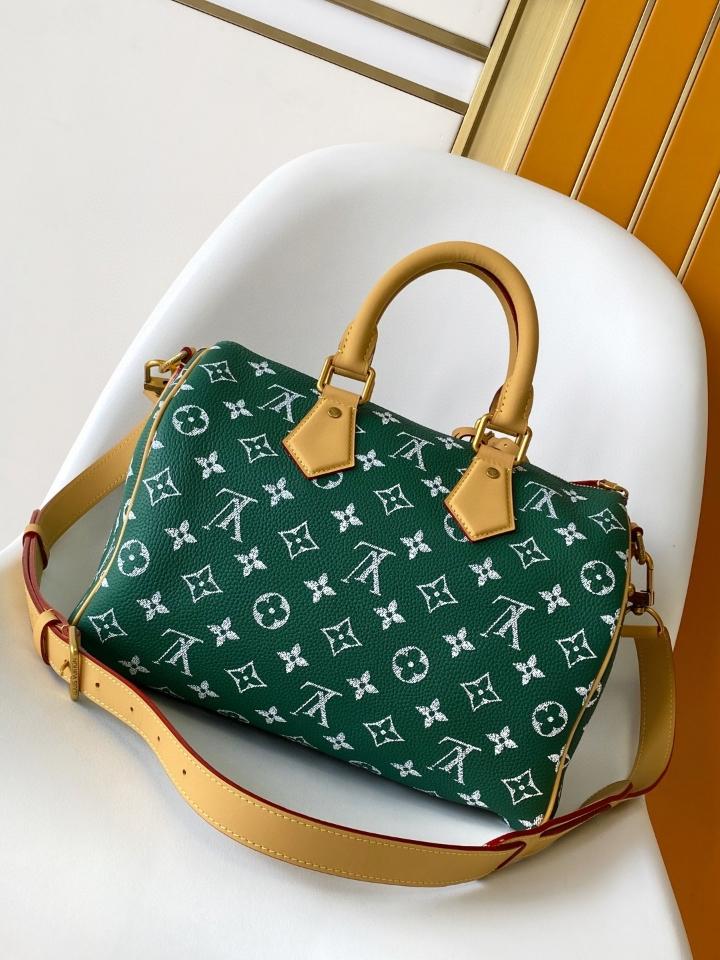 Louis Vuitton M14077
Speedy P9 Bandoulière 30 30 x 17x21cm -duoc-ban-tai-Hvip Bags and Accessories