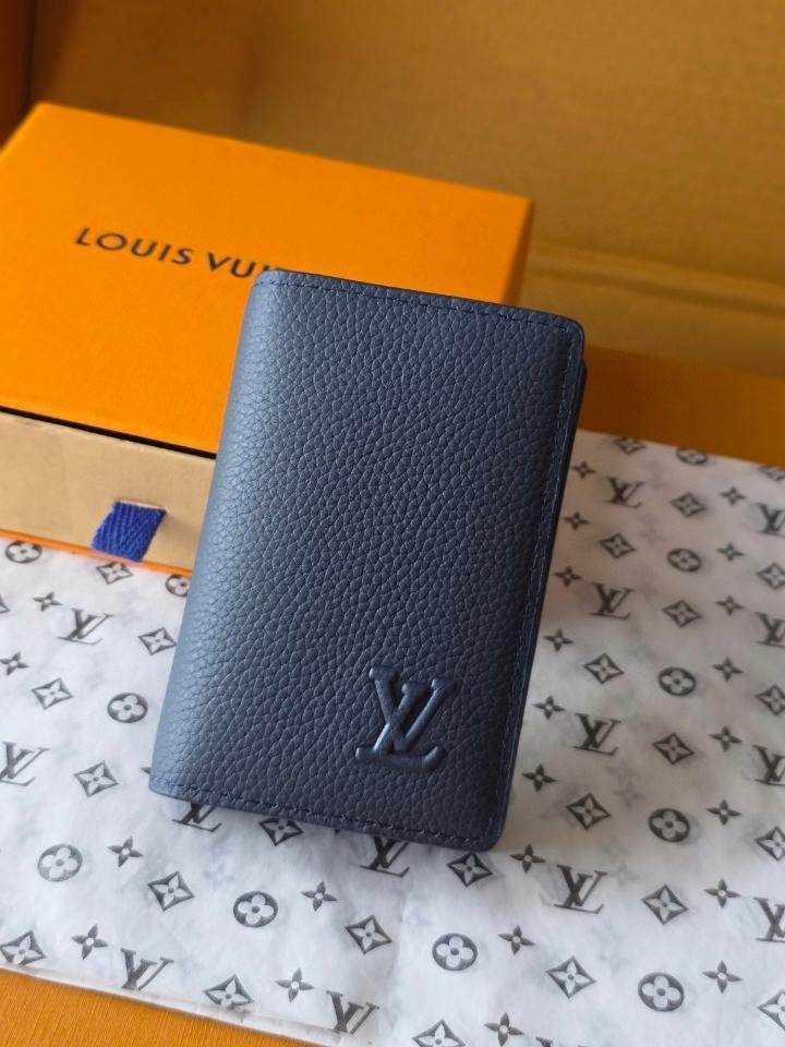 Louis Vuitton M25984
Ví Pocket Organizer-duoc-ban-tai-Hvip Bags and Accessories
