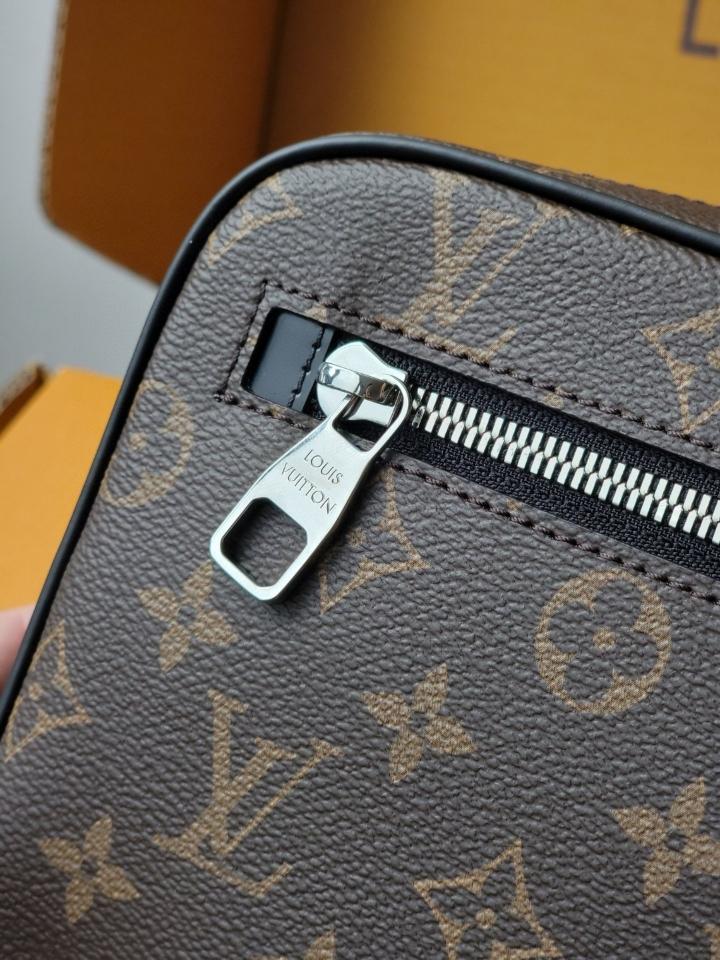 Louis Vuitton N47626
Pochette Kasai brown -duoc-ban-tai-Hvip Bags and Accessories