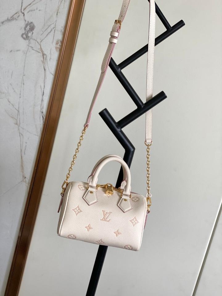 Louis Vuitton M14291
Túi Speedy Bandoulière 20 13.5 x 12 x 20.5cm Sao chép-duoc-ban-tai-Hvip Bags and Accessories