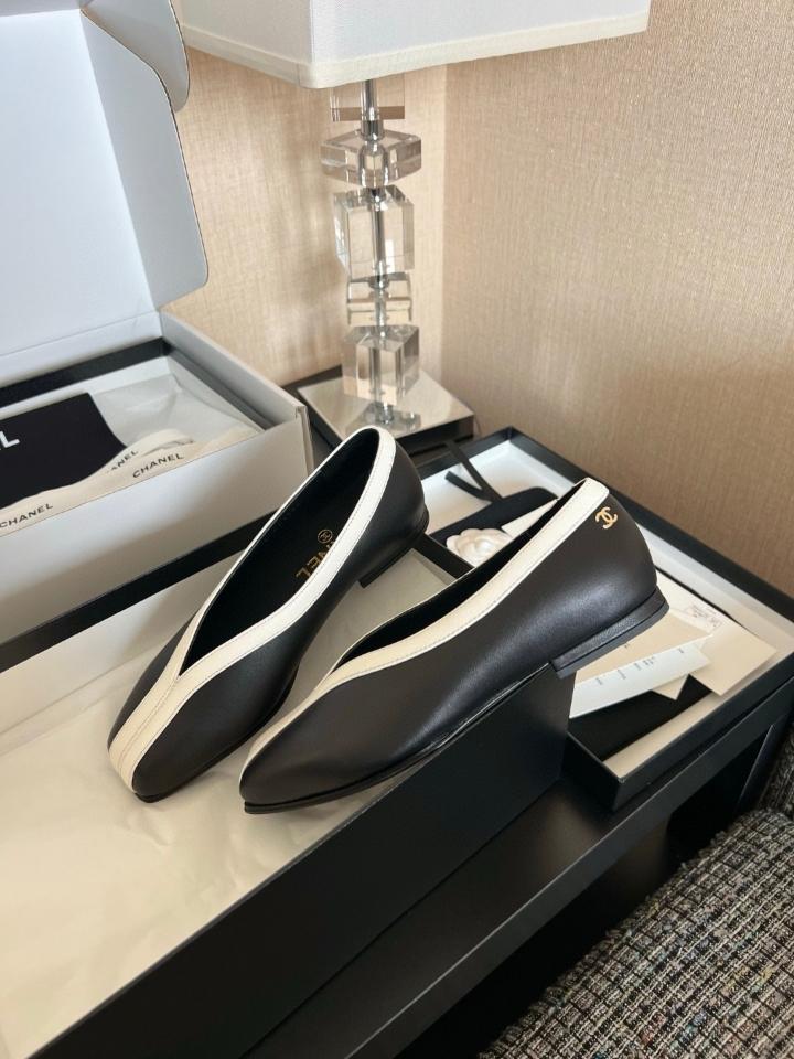 Chanel Ballet flats
 
Crocodile Embossed Calfskin & Patent Calfskin 
Black & white G47182 -duoc-ban-tai-Hvip Shoes and Clothes