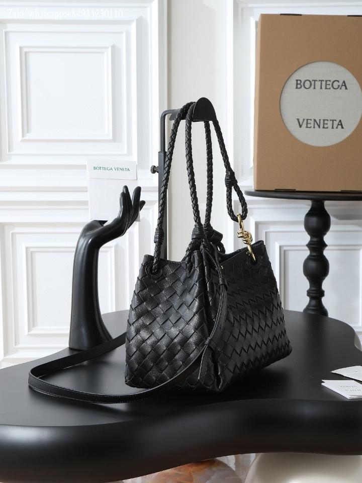 Bottega Veneta medium Parachute black  835921 29.5x17.5x18.5cm -duoc-ban-tai-Hvip Bags and Accessories
