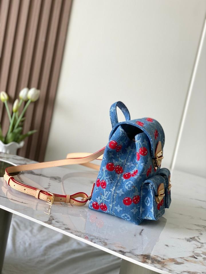 Louis Vuitton M13679
Ba Lô Venice NM LV x TM 24 x26 x7 CM (1) Sao chép-duoc-ban-tai-Hvip Bags and Accessories