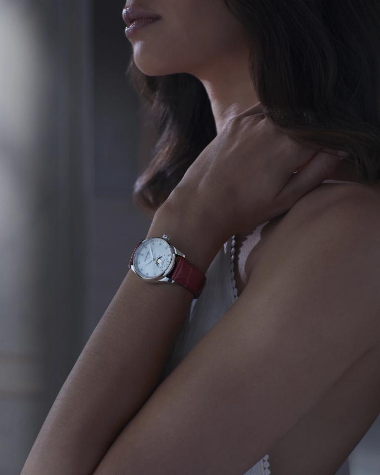 LONGINES MASTER COLLECTION MOONPHASE, L2.409.4.87.2-duoc-ban-tai-Hvip Bags and Accessories