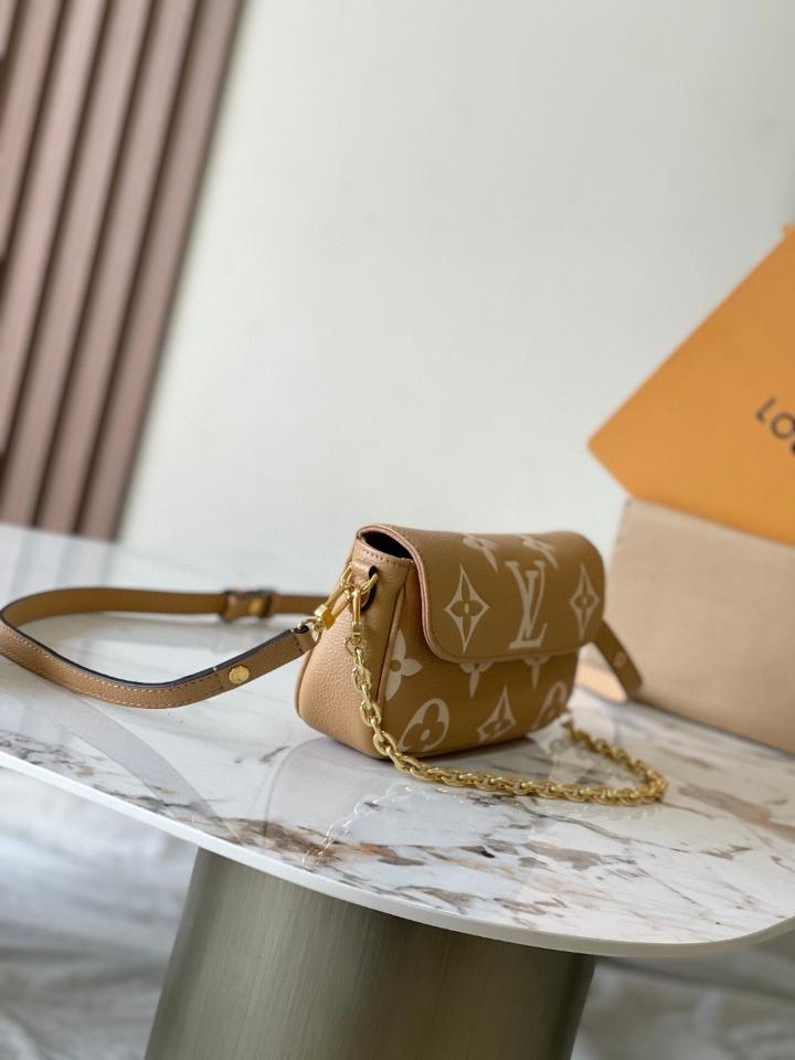 Louis Vuitton M12758
Túi Wallet On Chain Ivy 23.5 x 12.0 x 4.3cm L1 -duoc-ban-tai-Hvip Bags and Accessories
