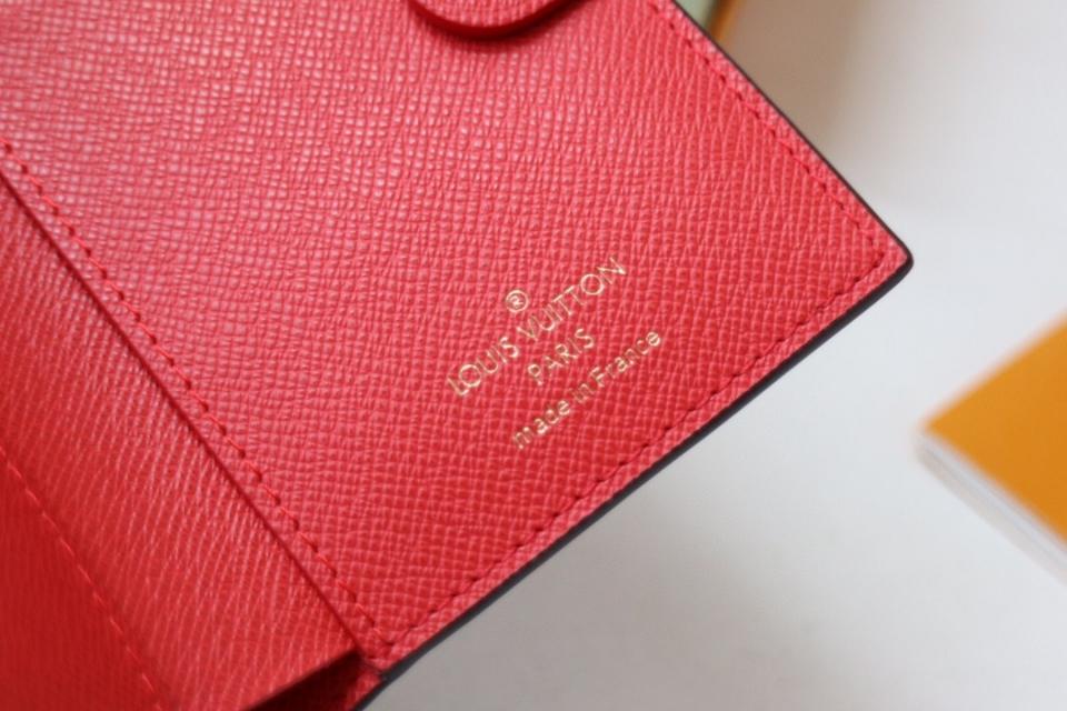 Louis Vuitton M11380
Lisa Wallet-duoc-ban-tai-Hvip Bags and Accessories