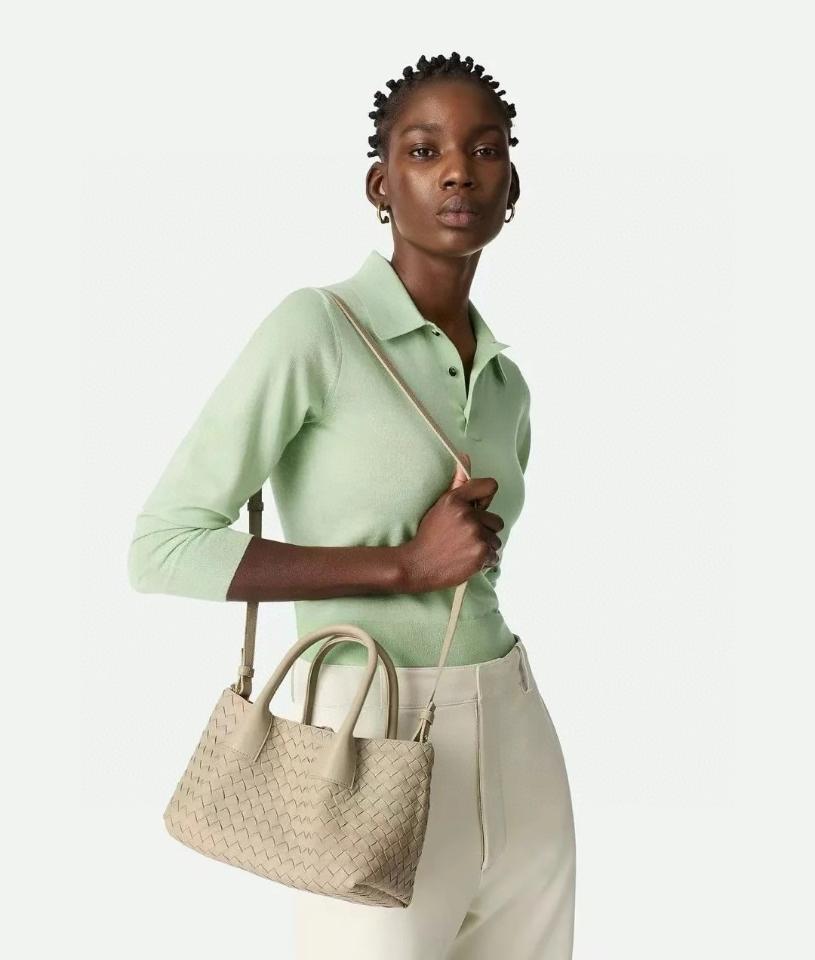 Bottega Veneta  Small Pinacoteca sea salt/green  819004 15*24*12cm-duoc-ban-tai-Hvip Bags and Accessories
