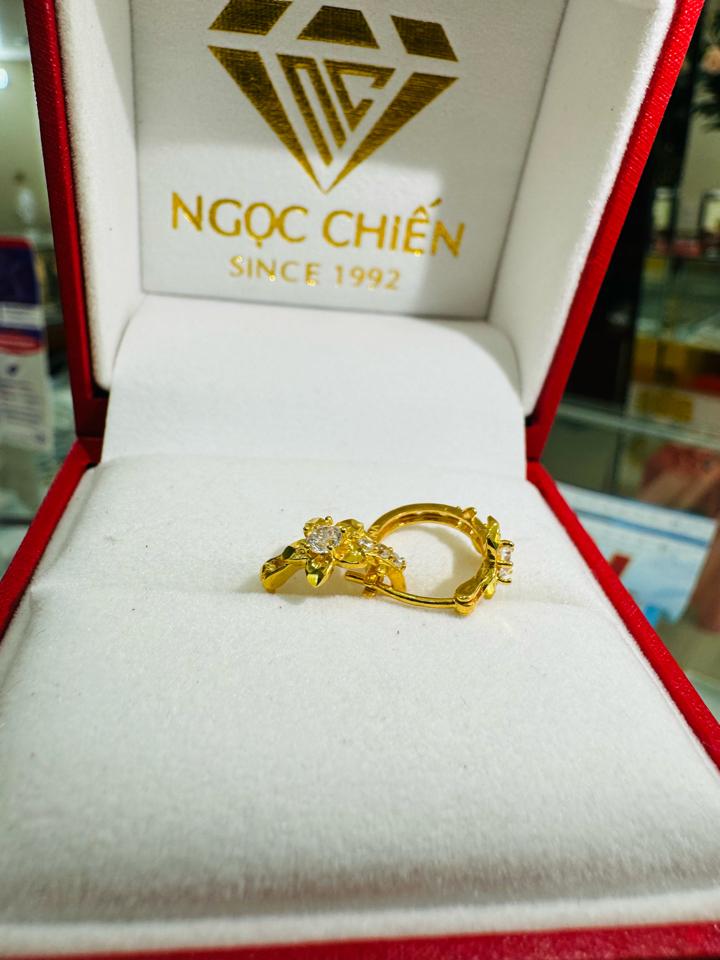 Hoa tai 10k hình hoa hồng-duoc-ban-tai-VÀNG BẠC NGỌC CHIẾN