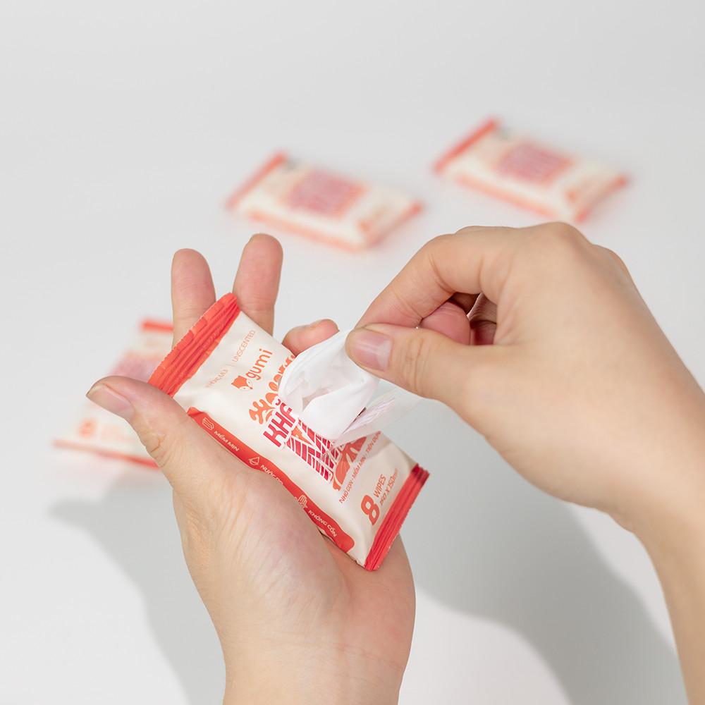Hộp 20 gói khăn ướt mini Gumi bỏ túi tiện lợi-duoc-ban-tai-K&N Family