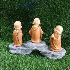 Bộ 3 chú tiểu cao 6-8cm bày trang trí-duoc-ban-tai-K&N Family