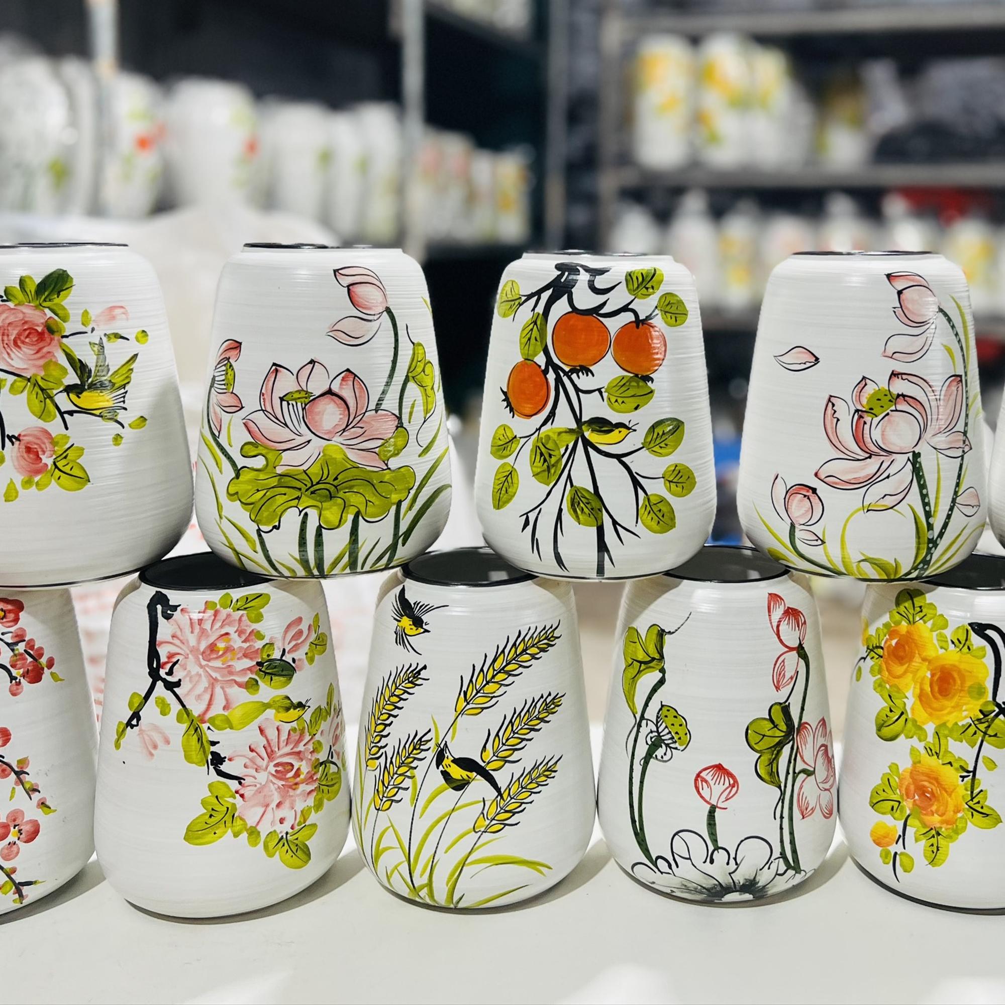 Bộ 5 bình hoa vẽ tay men trắng - dáng đu đủ H18cm-duoc-ban-tai-K&N Family