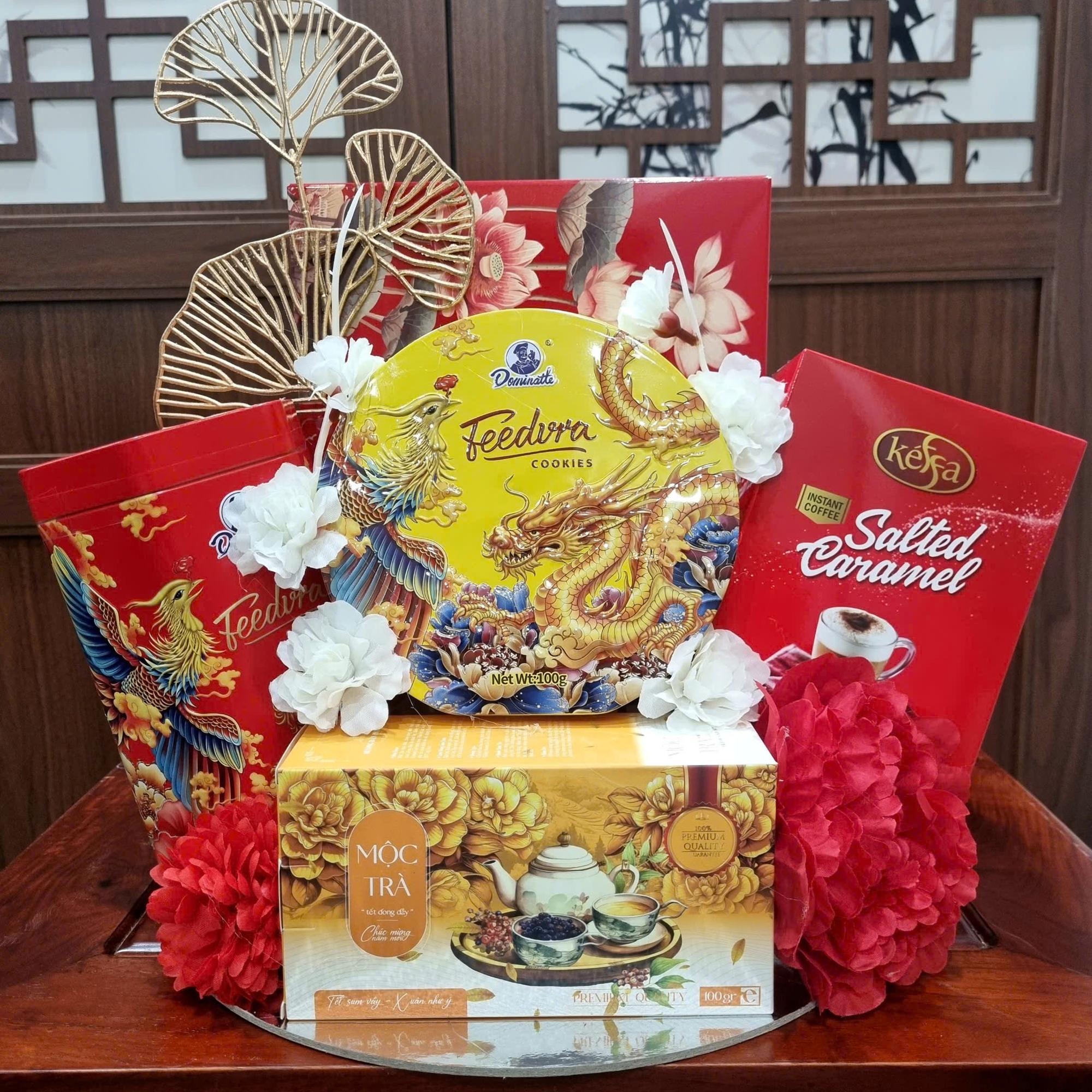 Set bánh trà cafe dâng lễ 5 món-duoc-ban-tai-K&N Family