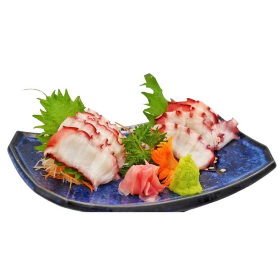 Sashimi bạch tuộc 6pcs -duoc-ban-tai-FURINSUSHI- hệ thống CITY SUSHI ĐÀ LẠT