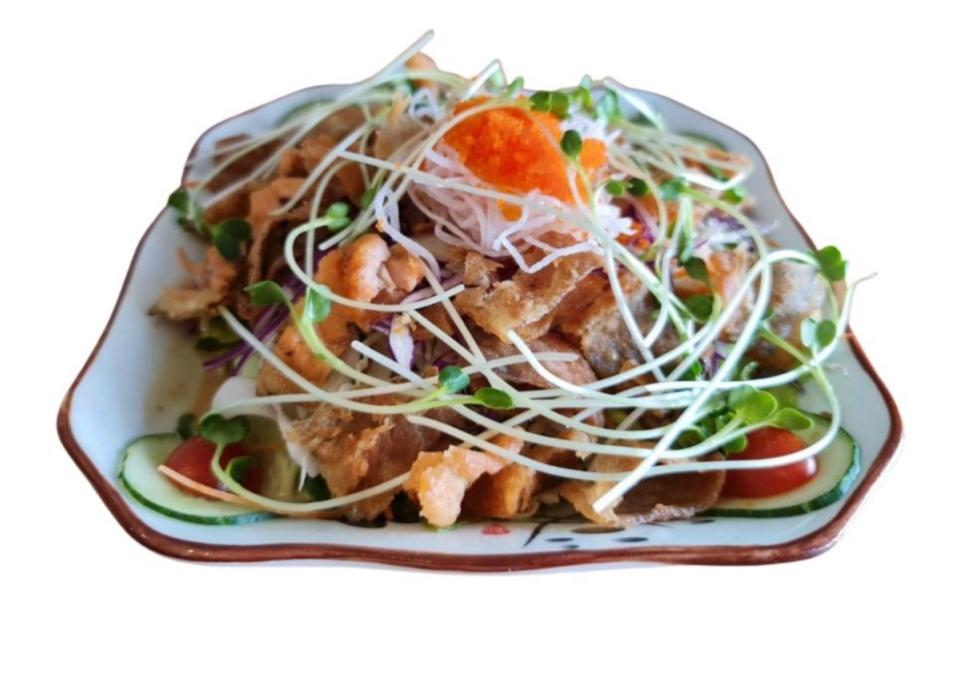 Salad da cá hồi -duoc-ban-tai-FURINSUSHI- hệ thống CITY SUSHI ĐÀ LẠT