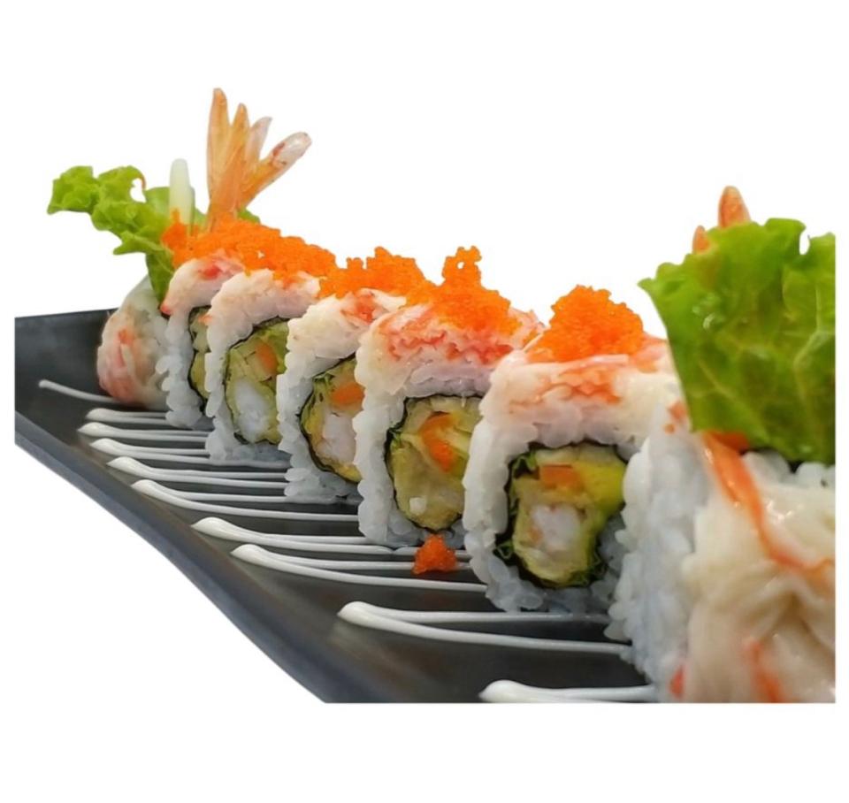 Sushi cuộn tôm xốt thanh cua -duoc-ban-tai-FURINSUSHI- hệ thống CITY SUSHI ĐÀ LẠT