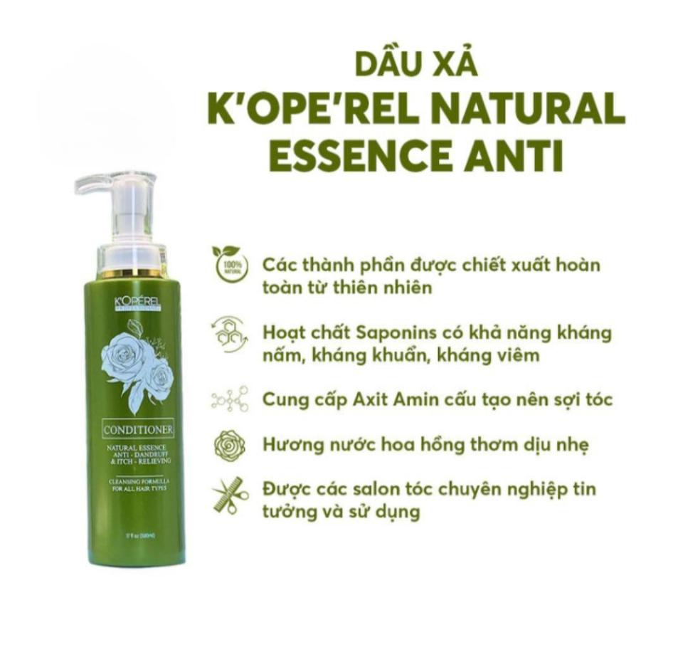 Dầu xả K’OPE’REL Natural Essence Anti – Dandruff & Itch – Relieving Conditioner - Hương Hoa hồng, giúp ngăn ngừa và làm giảm tình trạng tóc gãy rụng, chẻ ngọn - 500ml - Hàng Việt Nam chất lượng cao

Dầu xả K’OPE’REL Natural Essence Anti - Dandruff & Itch -Relieving Conditioner chuyên nghiệp dùng cho salon, giúp tóc suôn mượt, mềm mại. Bổ sung Saponins cùng với các chiết xuất từ thiên nhiên giúp tăng khả năng kháng khuẩn, kháng viêm, kháng nấm cho da đầu sạch gầu hết ngứa, ngăn ngừa tóc gãy rụng hiệu quả. Trả lại cho bạn mái tóc chắc khỏe, mềm mượt cùng hương nước hoa hồng dịu nhẹ thơm mát.



Đặc điểm nổi bật:


	Đem lại mái tóc chắc khỏe, mềm mượt tự nhiên.



	Hoạt chất Saponins có khả năng kháng nấm, kháng khuẩn, kháng viêm.
	Cung cấp Axit Amin cấu tạo nên sợi tóc.
	Hương nước hoa hồng thơm dịu nhẹ.


Công dụng:


	Hoạt chất Saponins giúp trị gàu, hết gàu hết ngứa, giải quyết các vấn đề về da đầu và nuôi dưỡng da đầu.
	Bảo vệ nang tóc khỏi bị tổn thương, kích thích tóc mọc nhanh hơn, dày hơn
	Ngăn tóc gãy rụng do lão hóa.
	Cho tóc luôn chắc khỏe, mềm mượt ngay từ lần gội đầu tiên.


Sản phẩm được các salon trên toàn quốc lựa chọn, tin tưởng và sử dụng



Lưu ý:


	Bảo quản nơi khô ráo thoáng mát, tránh ánh nắng trực tiếp.
	Để xa tầm tay trẻ em.
	Tránh tiếp xúc trực tiếp với mắt. Nếu sản phẩm dính vào mắt, hãy rửa kỹ bằng nước.

Giá  :  200 K 
Số lượng 1️⃣. 
☎️ 0797254043-duoc-ban-tai-PHƯƠNG LINH Shop