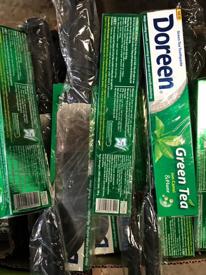 Kdr Trà xanh 180g (tặng dao lớn)-duoc-ban-tai-Bách Hoá Phương Anh