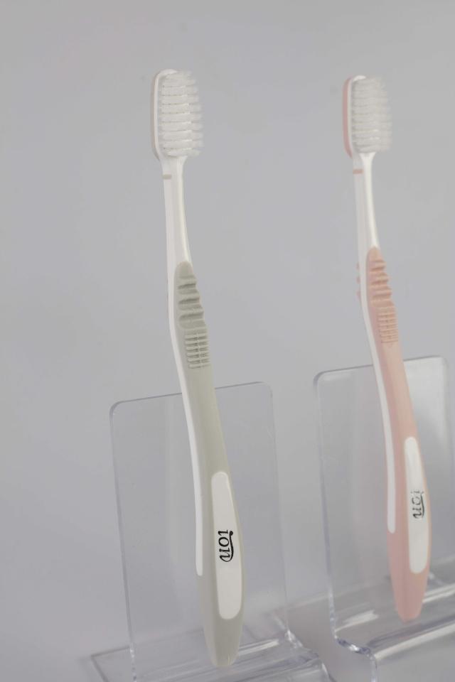 Bàn Chải ion - Cosy 993772-duoc-ban-tai-CÔNG TY TNHH MB ĐÔNG Á ( NPP HOÀNG PHONG )