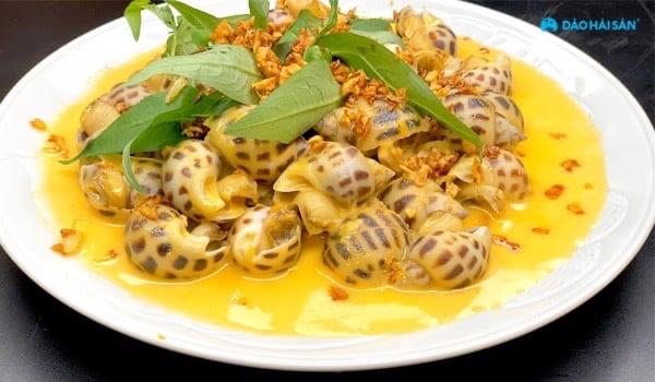 Ốc hương sốt trứng muối-duoc-ban-tai-Nhà hàng hải sản Win Seafood