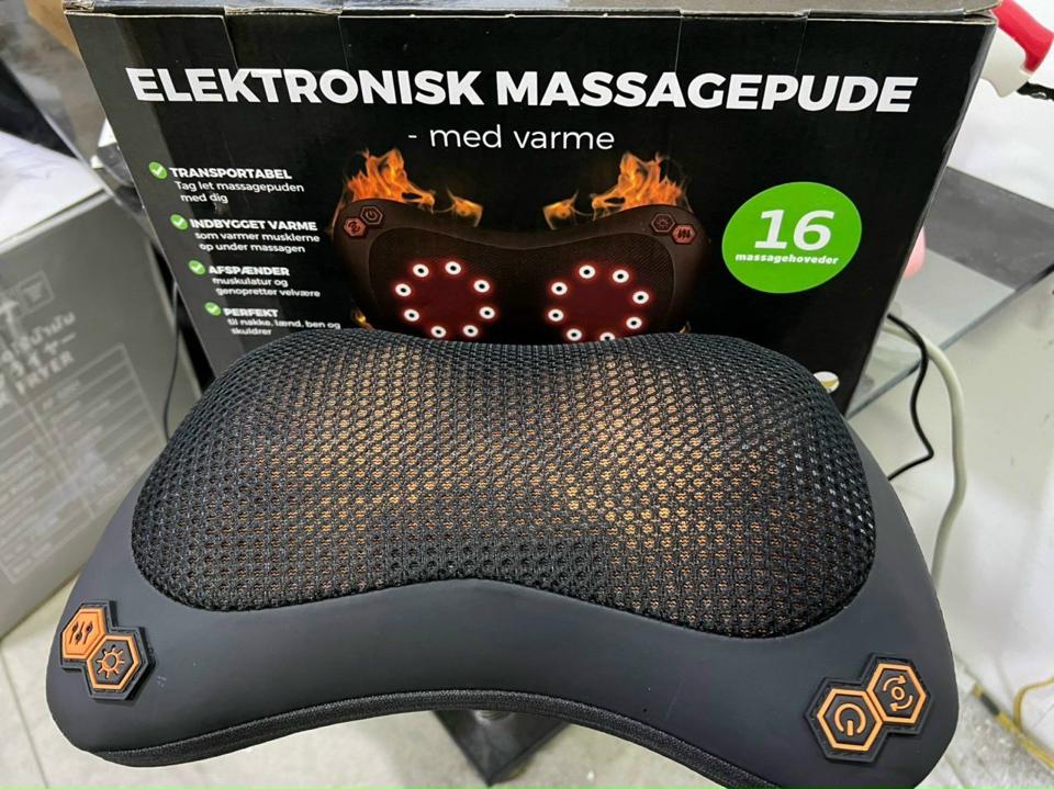 Gối Massage 16PI mẫu mới-duoc-ban-tai-ORISTORE- SỨC KHOẺ XANH