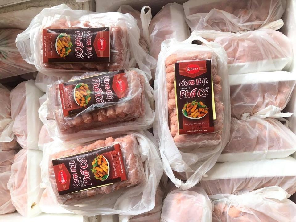 Nem thịt phố cổ-duoc-ban-tai-KHO ĐÔNG LẠNH SISIMI FOODS