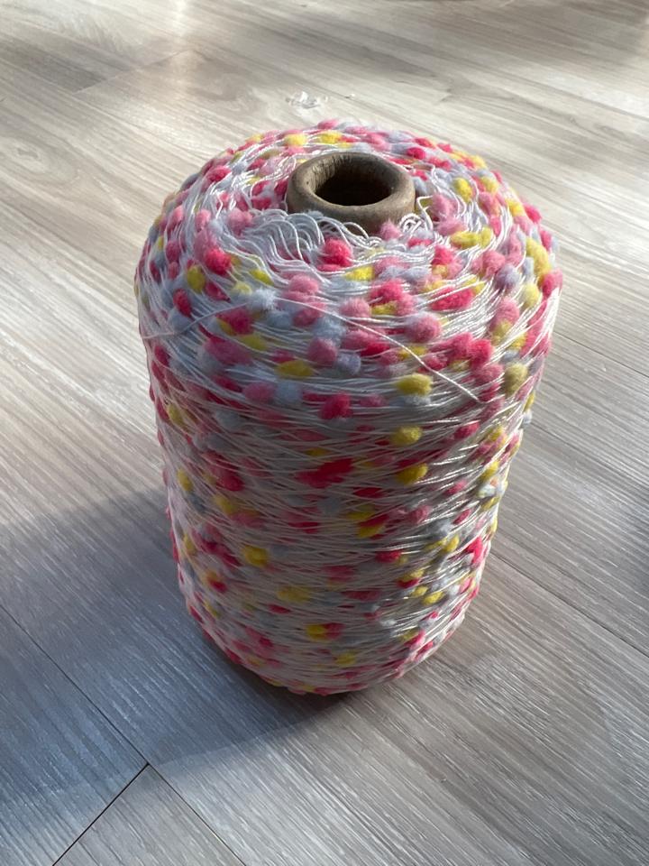 Len pom pom 50g-duoc-ban-tai-HuynEwool