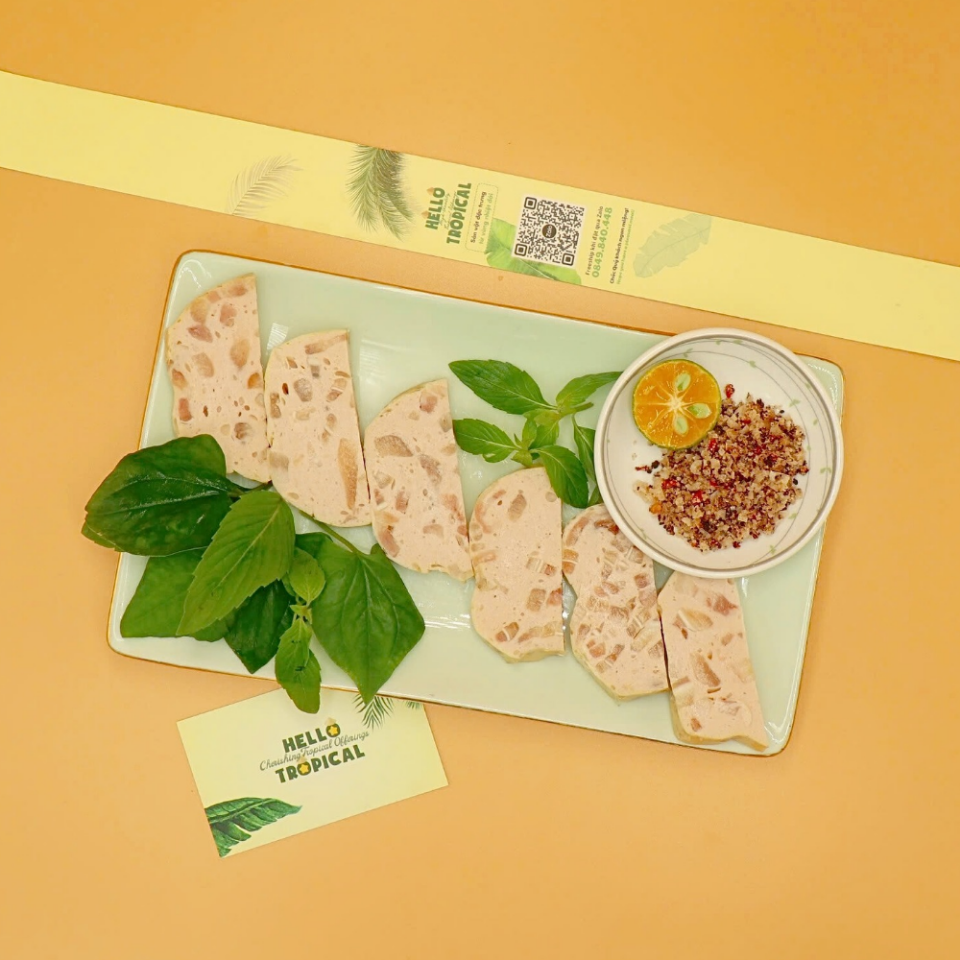 Chả lụa gân bì cắt sẵn 6 miếng ~ 300g-duoc-ban-tai-Hellô Trôpical