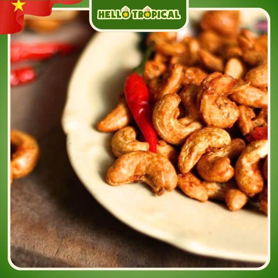 Hạt Điều Rang Tỏi Ớt Phú Vinh ( 500gr) -duoc-ban-tai-HELLO TROPICAL VIETNAM