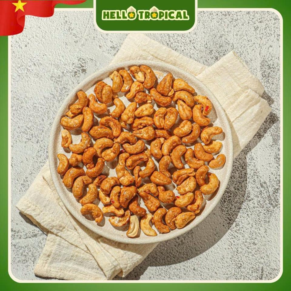 Hạt Điều Rang Tỏi Ớt Phú Vinh ( 500gr) -duoc-ban-tai-HELLO TROPICAL VIETNAM