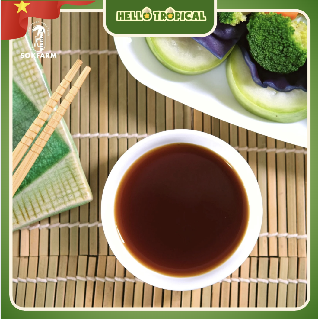 Nước tương mật hoa dừa hữu cơ dòng nguyên bản SOKFARM chính gốc Trà Vinh (chai siêu tiết kiệm 500ml)-duoc-ban-tai-HELLO TROPICAL VIETNAM