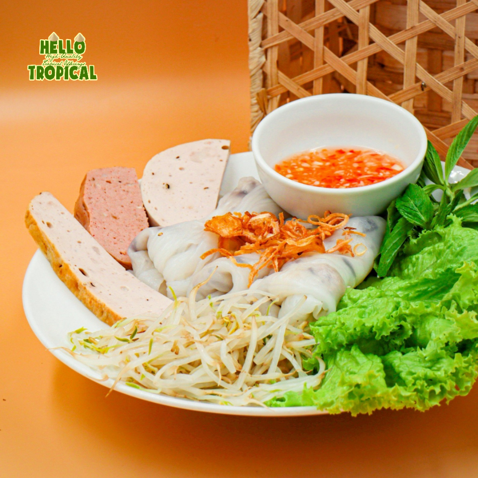 Bánh cuốn Chả lụa + Chả bò-duoc-ban-tai-Hellô Trôpical