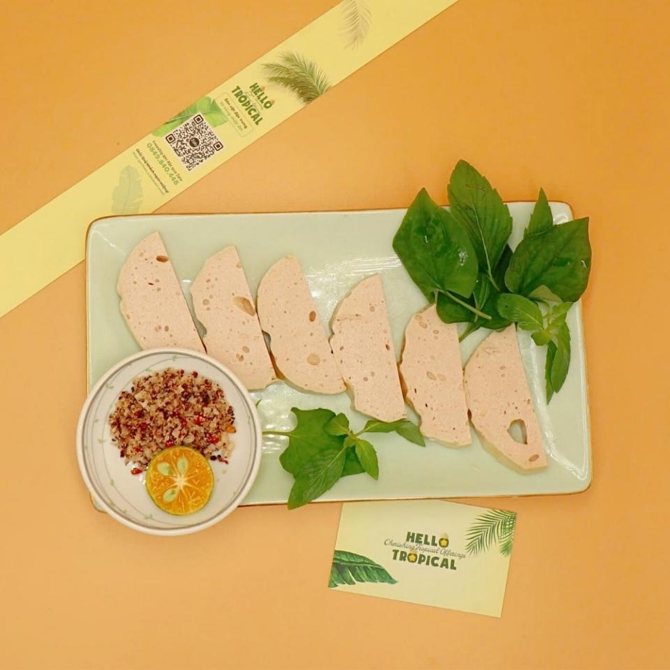 Chả lụa cắt sẵn 6 miếng ~ 300g-duoc-ban-tai-Hellô Trôpical