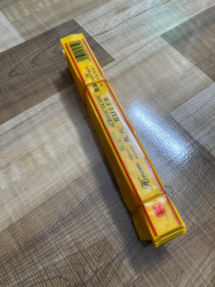 Thước kẻ 20cm-duoc-ban-tai-Văn Phòng Phẩm Xuân Bảo