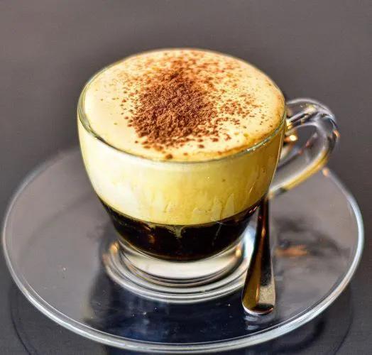 Egg Coffee-duoc-ban-tai-SLOPE