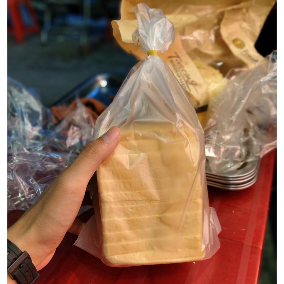 [HCM] BÁNH MÌ SANWICH LẠT 350G-duoc-ban-tai-BÁNH NGON TÍ CHIẾN