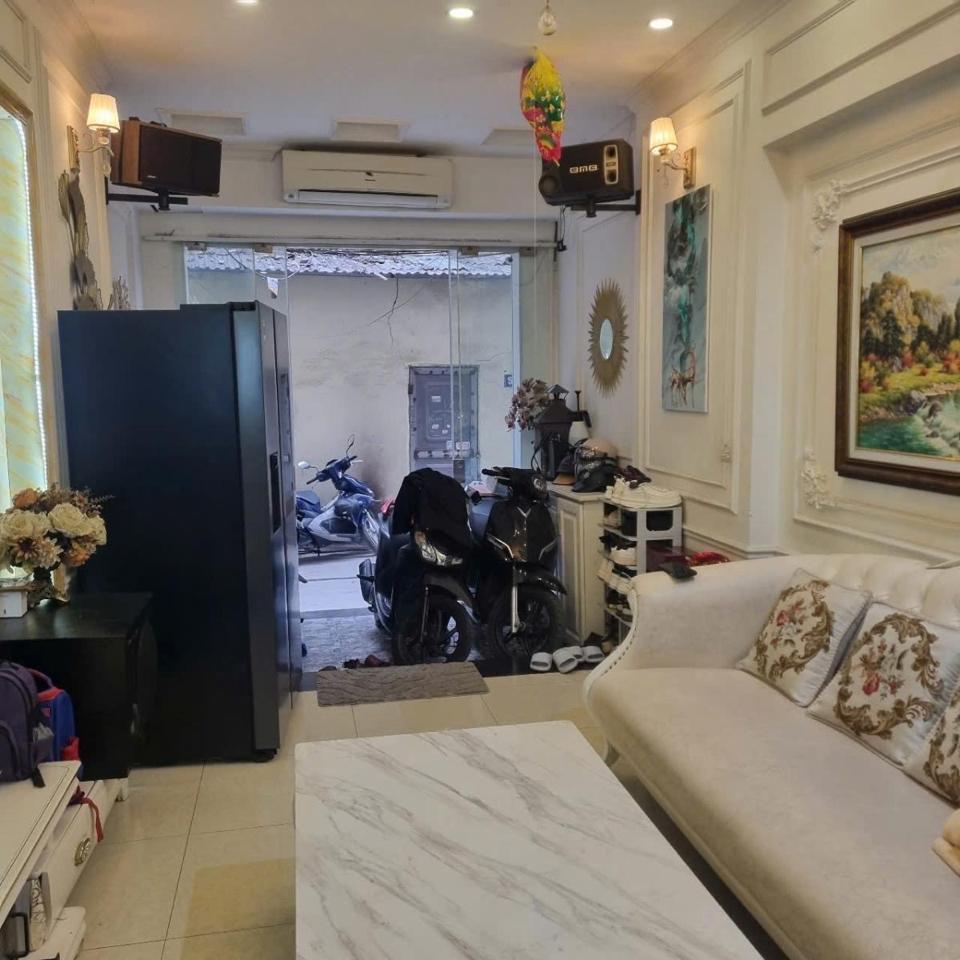 Ô Tô đô  Gần Phố định công- Hoàng mai dt:46/52m x 4 tầng-duoc-ban-tai-Trần Hà Land