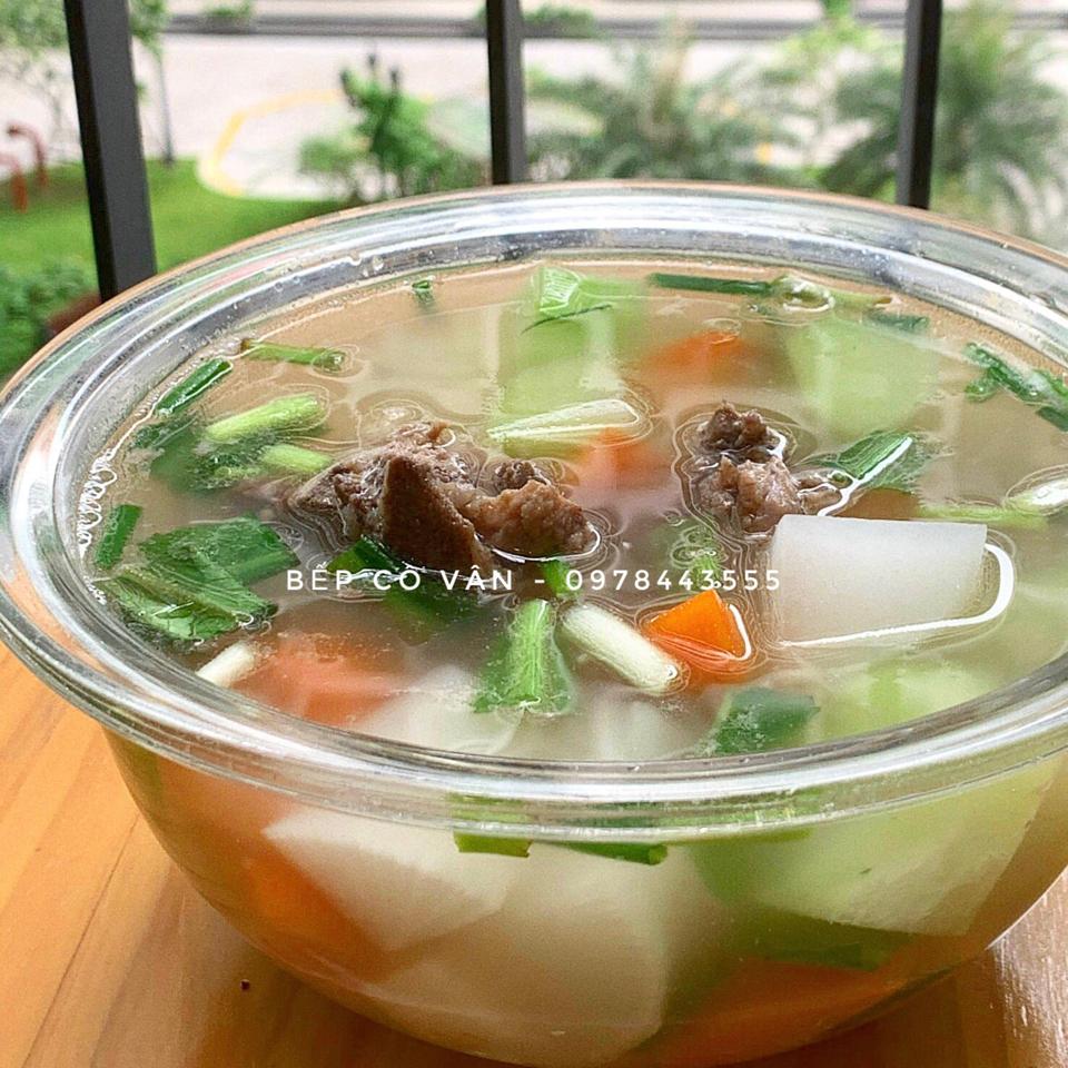Canh Củ Quả Nấu Xương-duoc-ban-tai-Bếp Cô Vân - Vinhomes Smart City