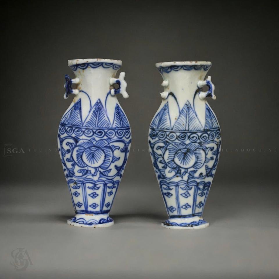 Cặp treo tường sứ trắng xanh-duoc-ban-tai-SAIGON GALLERY ART