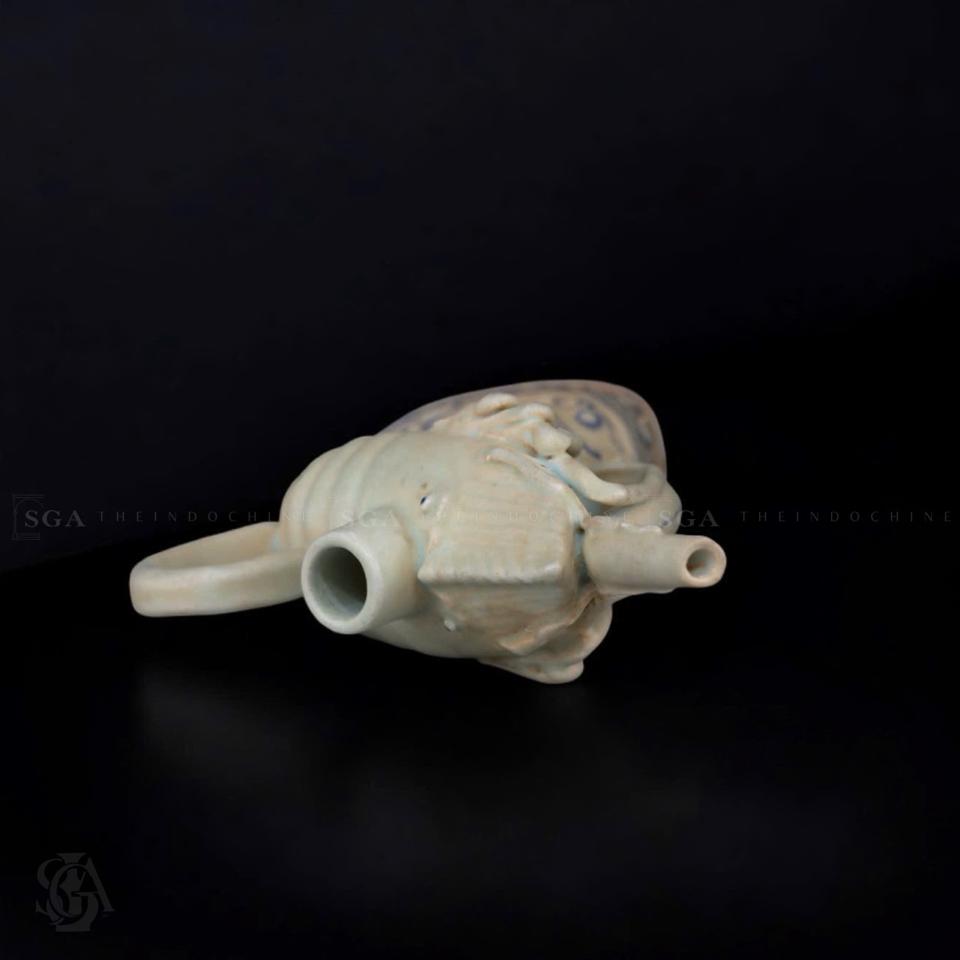 Ấm rượu tôm gốm nhà Lý-duoc-ban-tai-SAIGON GALLERY ART