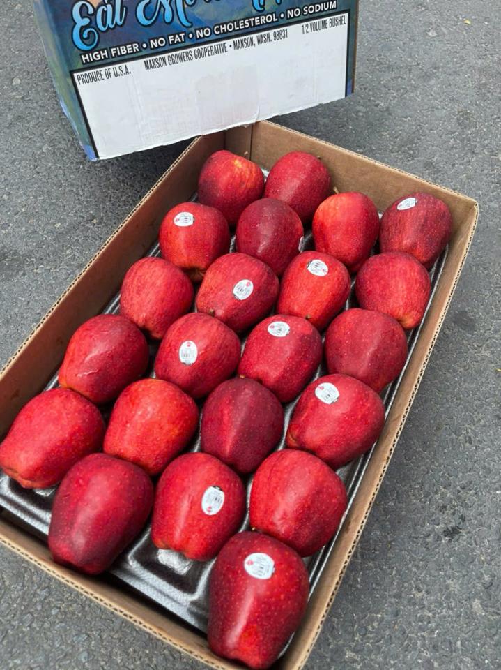 táo năm góc -duoc-ban-tai-Trái Cây Nhập khẩu Ngọc Hiền