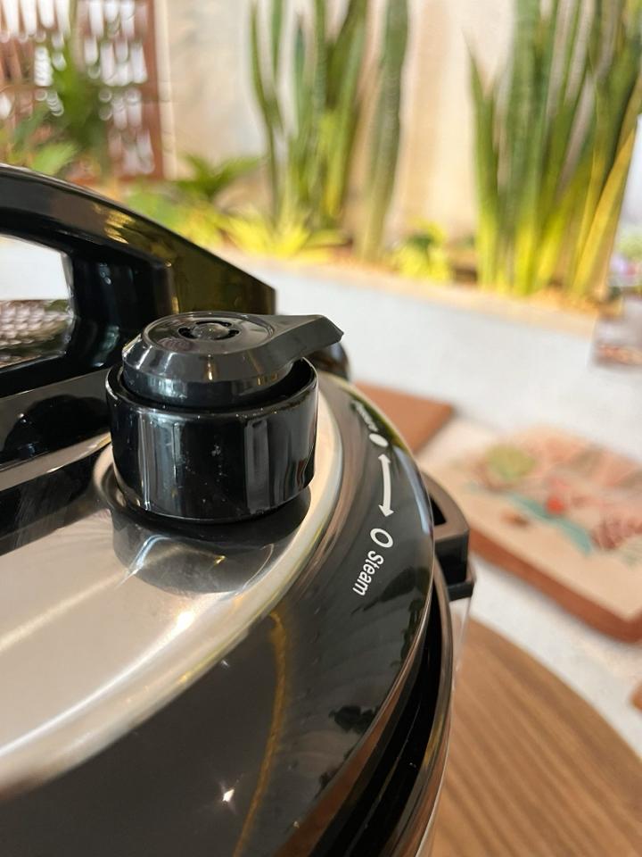 Nồi áp suất điện đa năng Rapido RPC900-D1-duoc-ban-tai-BẾP ANH ĐỨC.VN