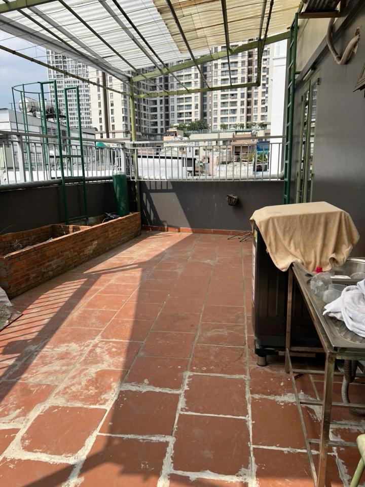 2B - Căn hộ toà nhà 2 Mặt tiền Bến Vân Đồn, Q.4-duoc-ban-tai-REAL HOME