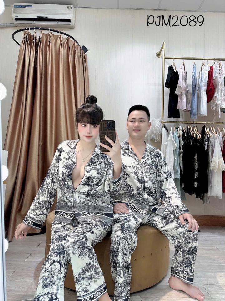 Pajamas lụa mịn Dior - PJM2089-duoc-ban-tai-BlvckNo - Đồ ngủ cao cấp có sẵn